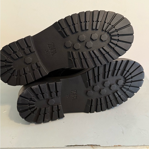 NWT Zara Black Leather Lace-Up Combat Ankle Punk Moto Boots Shoes Size 35 l US 5 - Picture 6 of 8